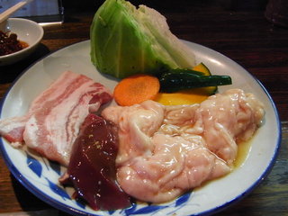 厚木シロコロホルモンセット焼き物.JPG