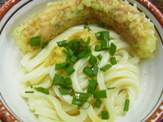 日の出製麺所の釜玉うどん.JPG