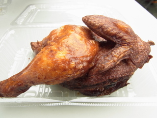 厚木肉ホルモンフェス2015鶏男名代鶏男の半身揚げ1.JPG